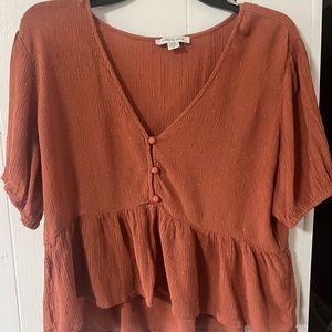 American Eagle flounce top